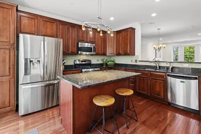 6347 Hennings Court, Morton Grove, IL 60053 - Photo 10