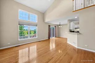 1058 E Danbury Dr, Cary, IL 60013 - Photo 8