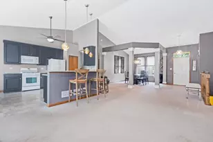 1715 Wintercrest Ct, Shorewood, IL 60404 - Photo 10