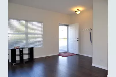 2818 Alameda Court #2818, Naperville, IL 60564 - Photo 2