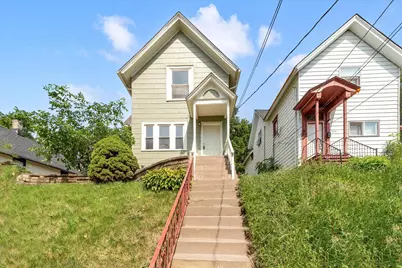 649 Wellington Avenue, Elgin, IL 60120 - Photo 1