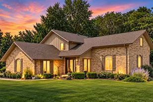 1206 Aberdeen Rd, Inverness, IL 60067 - Photo 1