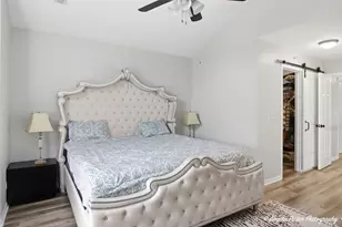 6044 Canterbury Ln, Hoffman Estates, IL 60192 - Photo 16