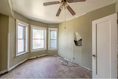 1427 E 66th Place, Chicago, IL 60637 - Photo 10
