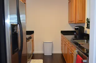 345 N LaSalle St, Chicago, IL 60654 - Photo 4