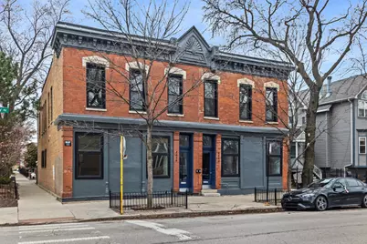 2028 N Oakley Avenue, Chicago, IL 60647 - Photo 1