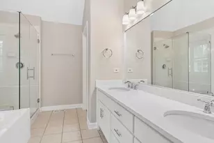 2244 Joyce Ln, Naperville, IL 60564 - Photo 14