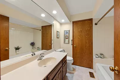 597 Piccadilly Lane, Bolingbrook, IL 60440 - Photo 12