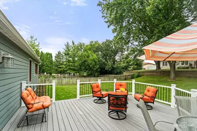 8409 Mending Wall Drive, Woodridge, IL 60517 - Photo 22