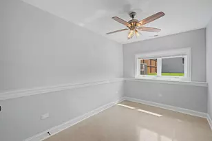 555 N Springfield Ave, Chicago, IL 60624 - Photo 24