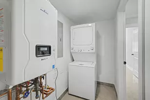 555 N Springfield Ave, Chicago, IL 60624 - Photo 30