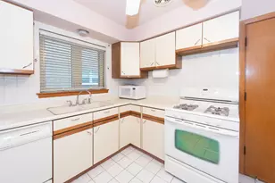 8909 N Wisner St, Niles, IL 60714 - Photo 14