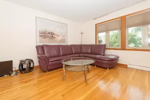 8909 N Wisner St, Niles, IL 60714 - Photo 4