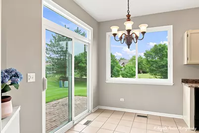 331 Hampton Court, Crystal Lake, IL 60012 - Photo 22