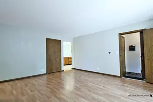 1000 E Ardyce Ln, Mount Prospect, IL 60056 - Photo 22