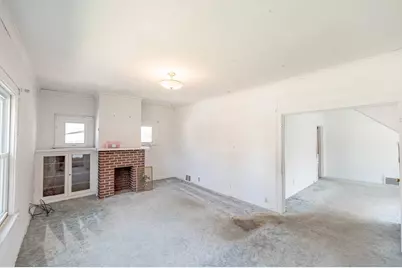14947 Hamlin Avenue, Midlothian, IL 60445 - Photo 2