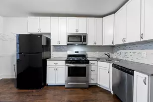 8632 S Escanaba Ave, Chicago, IL 60617 - Photo 6
