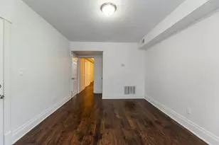 8632 S Escanaba Ave, Chicago, IL 60617 - Photo 4