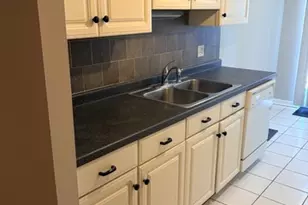 500 W Huntington Commons Rd, Mount Prospect, IL 60056 - Photo 4
