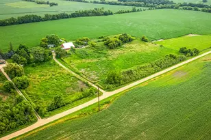 9836 E Maize Rd, Ridott, IL 61067 - Photo 30