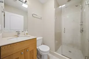 4921 S King Dr, Chicago, IL 60615 - Photo 10