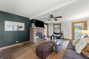 2013 Beecher Rd, Plano, IL 60545 - Photo 12