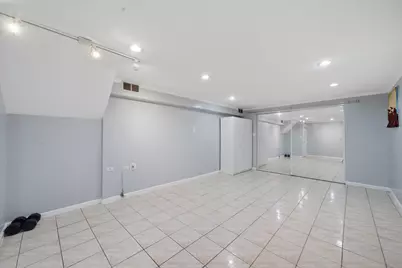 9005 Sherry Lane, Des Plaines, IL 60016 - Photo 22
