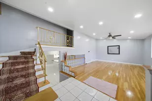9005 Sherry Ln, Des Plaines, IL 60016 - Photo 14
