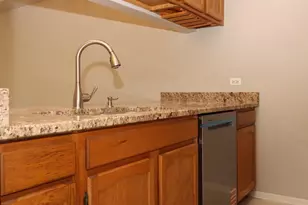 1333 Cranbrook Ct, Schaumburg, IL 60193 - Photo 10