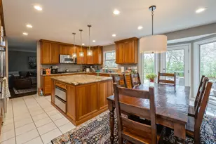 445 Blue Ash Dr, Buffalo Grove, IL 60089 - Photo 8