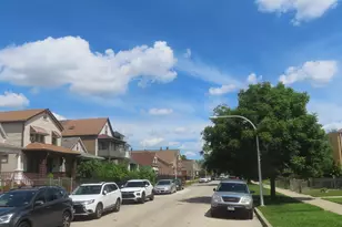 10549 S Indiana Ave, Chicago, IL 60628 - Photo 20