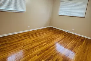 7011 N Hamlin Ave, Lincolnwood, IL 60712 - Photo 14