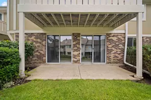 1126 Auburn, Buffalo Grove, IL 60089 - Photo 6