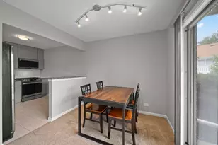 1126 Auburn, Buffalo Grove, IL 60089 - Photo 10