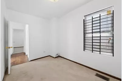 6521 S Saint Lawrence Avenue, Chicago, IL 60637 - Photo 8