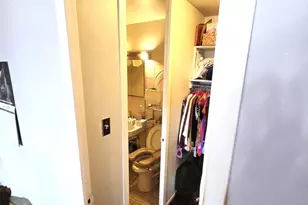 1450 E 55th Pl, Chicago, IL 60637 - Photo 20