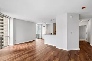 222 N Columbus Dr, Chicago, IL 60601 - Photo 8