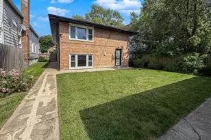 10536 S Wentworth Ave, Chicago, IL 60628 - Photo 10