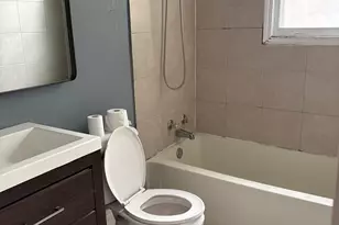 837 Hickory St, Waukegan, IL 60085 - Photo 12