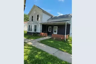 208 E Second Street, Leaf River, IL 61047 - Photo 2
