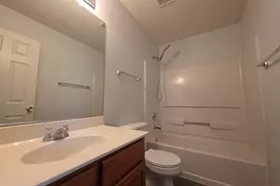 207 Springbrook Trail S, Oswego, IL 60543 - Photo 12