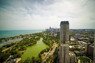2626 N Lakeview Ave, Chicago, IL 60614 - Photo 22