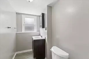3421 Birchwood Dr, Hazel Crest, IL 60429 - Photo 12