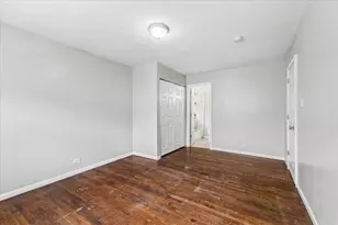 3421 Birchwood Dr, Hazel Crest, IL 60429 - Photo 10