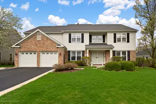 1660 Castillian Way, Mundelein, IL 60060 - Photo 2
