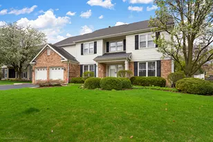 1660 Castillian Way, Mundelein, IL 60060 - Photo 1