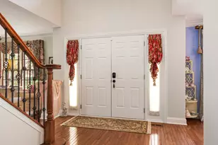 1660 Castillian Way, Mundelein, IL 60060 - Photo 6