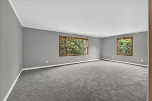 802 Darwin Dr, Machesney Park, IL 61115 - Photo 14