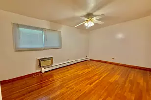 8896 David Pl, Des Plaines, IL 60016 - Photo 8