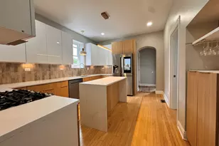 2430 S 57th Ave, Cicero, IL 60804 - Photo 8
